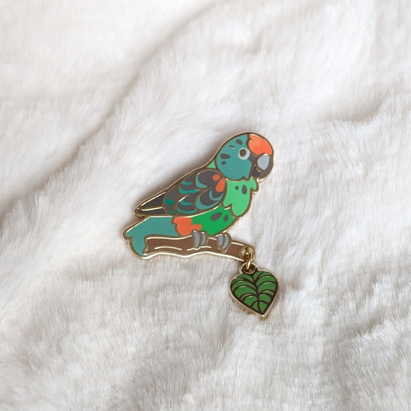 Jardine's Parrot Pin